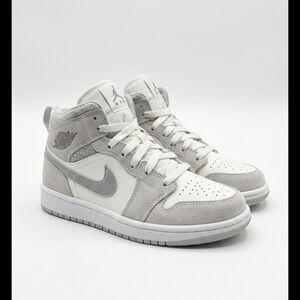 Air Jordan 1 Mid White & Light Grey Sneakers